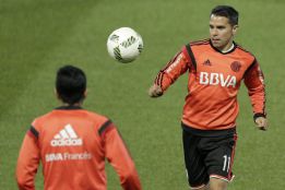 Saviola rescinde contrato con River sin marcar tras su regreso