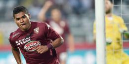 Interés de River, Gremio y el Celta por Josef Martínez