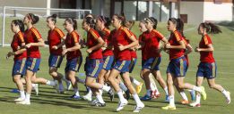 La Sub-19 arranca 2016 con dos frentes: el Europeo y el Mundial