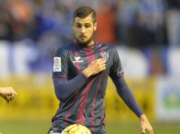 El Huesca sale del descenso impulsado por un gran Machís