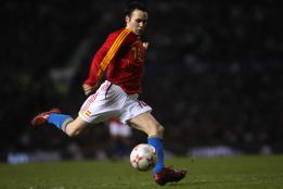 Gol de Iniesta en Manchester y España cambia de rumbo (2007)