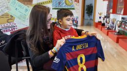 Iniesta, Terrassa y Sabadell se vuelcan con el pequeño Álvaro