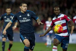 James Rodríguez durante el partido ante el Granada.