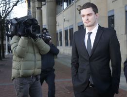 El Sunderland rescinde el contrato de Adam Johnson