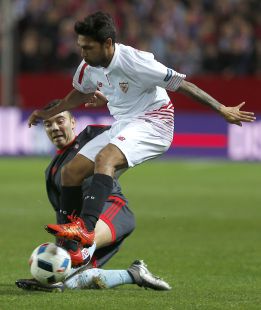 Vuelve Tremoulinas; Llorente, Fazio, Coke y Escudero, fuera