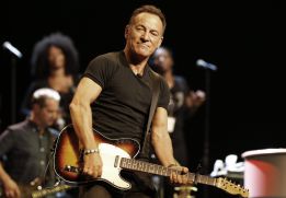 Bruce Springsteen puts a halt to any chances of a Bernabéu final