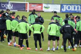 Escribá truena, saca el látigo y hará cambios contra el Celta