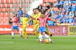 El Girona salva un punto ante un Oviedo que sigue en playoff