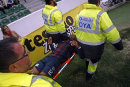 Bambock, trasladado al hospital tras un golpe en el cuello