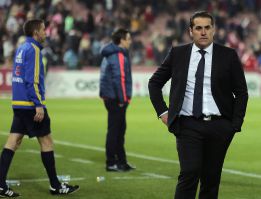 Granada sack Sandoval; José González to take over