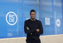 Diop: "Mi padre se empeñó en que fuese médico"