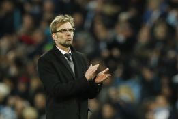 Klopp planea incorporar a seis jugadores y vender a otros seis