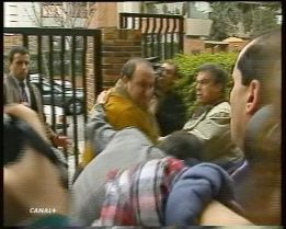 Jesús Gil la emprende con el gerente del Compostela (1996)