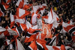 El reto del Rayo: llenar Vallecas para el vital duelo con el Eibar