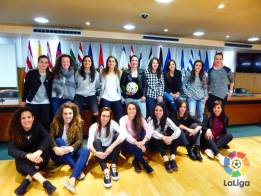 Tebas: "2017 será el año de la revolución del fútbol femenino"
