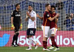 El Roma saca un empate ante el Bolonia y sueña con Europa
