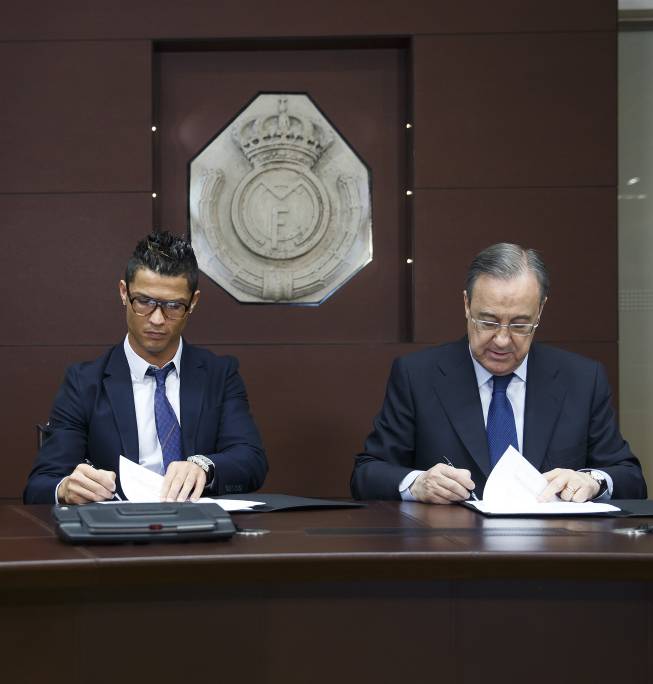 Ronaldo said to be negotiation contract extension to 2020