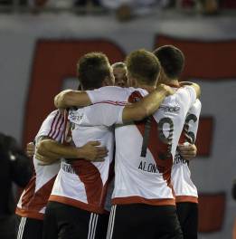 Con doblete de D´Alessandro, River ganó 4-3 a Trujillanos