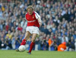 Parlour confiesa que se saltó la norma anti-alcohol de Wenger