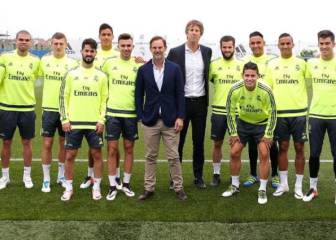 Van der Sar y Ronald de Boer vieron el entrenamiento blanco