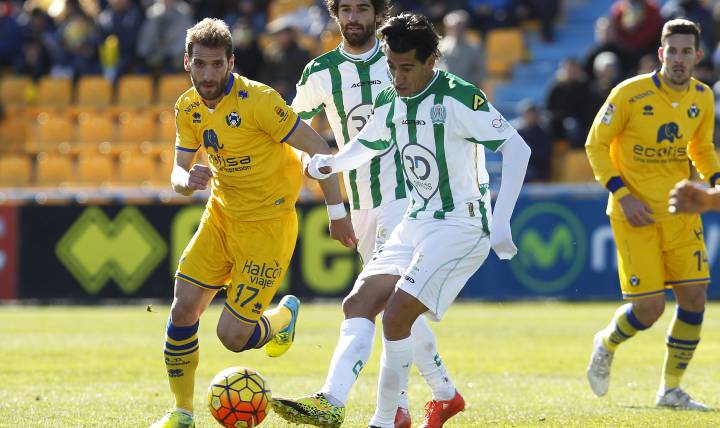 El club rescinde a Fausto Tienza por problemas internos