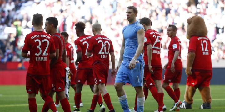 Bayern made to wait for historic fourth consecutive title