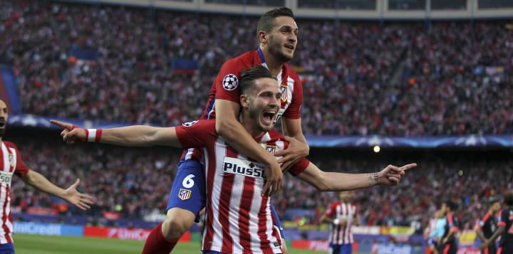 Saúl celebrando el gol del triunfo en la ida