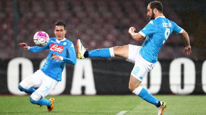 Higuaín pugna por la Bota de Oro y deja segundo al Nápoles