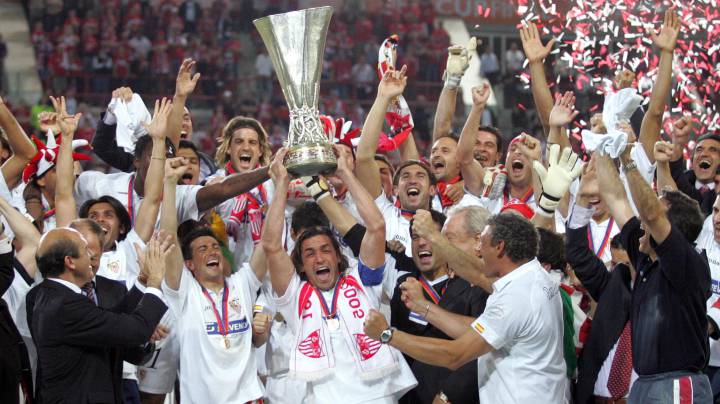 10 de mayo: el Sevilla gana su primera Copa de la UEFA (2006)