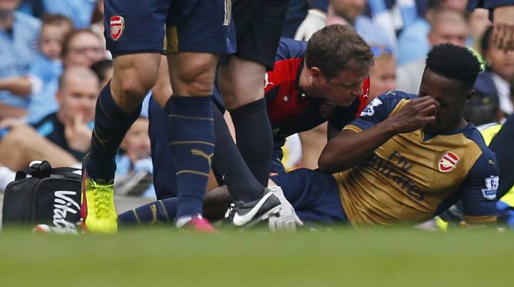 Welbeck estará nueve meses de baja y se pierde la Eurocopa