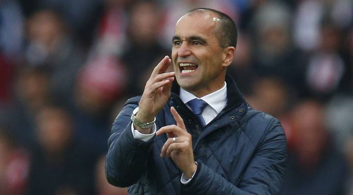 Poor run sees Roberto Martínez shown the door at Everton