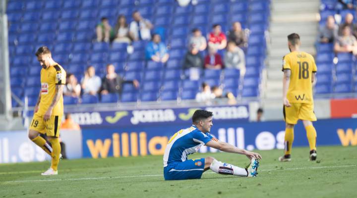 Javi López sufre un esguince en el ligamento del tobillo