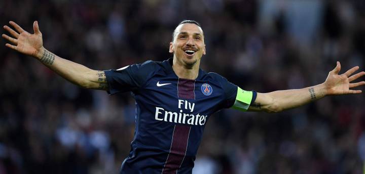 El United ofrece a Ibrahimovic un año más otro opcional