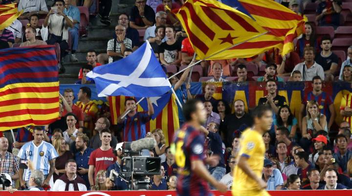 10.000 banderas escocesas por la prohibición de las esteladas