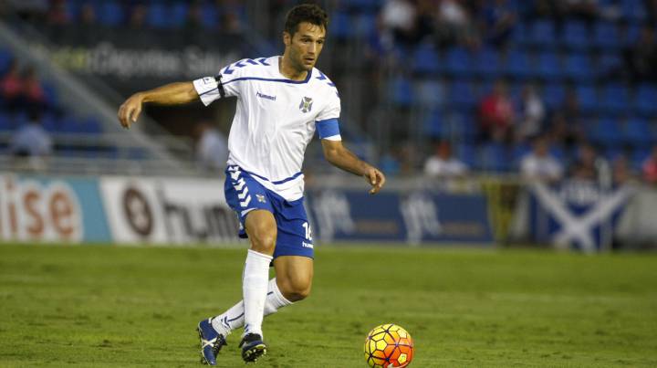 Raíllo salva un punto de oro para la Ponfe en Tenerife