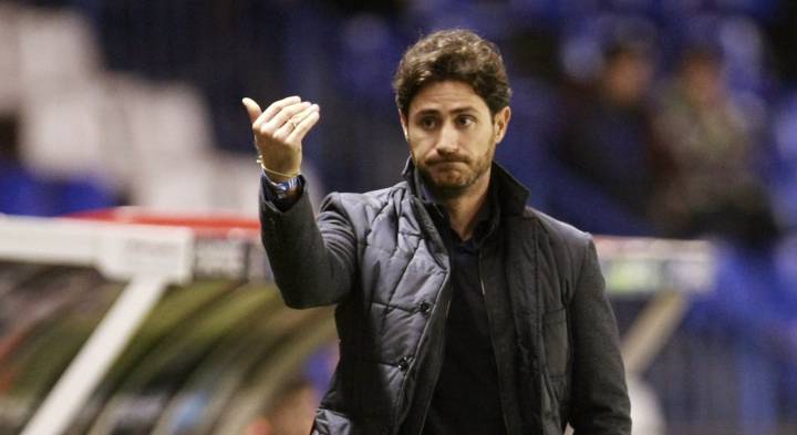 Deportivo sack Víctor Sánchez