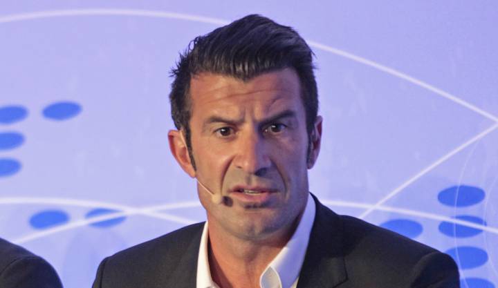 Luis Figo, acusó al presidente del Oporto de ser el culpable de la sequía de títulos del club.