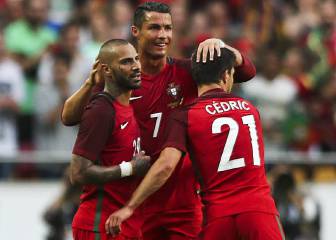 Cristiano and Quaresma to the fore as Portugal thrash Estonia