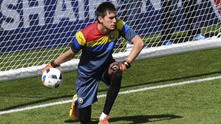 Tatarusanu: el muro rumano de 1,98 para el partido inaugural