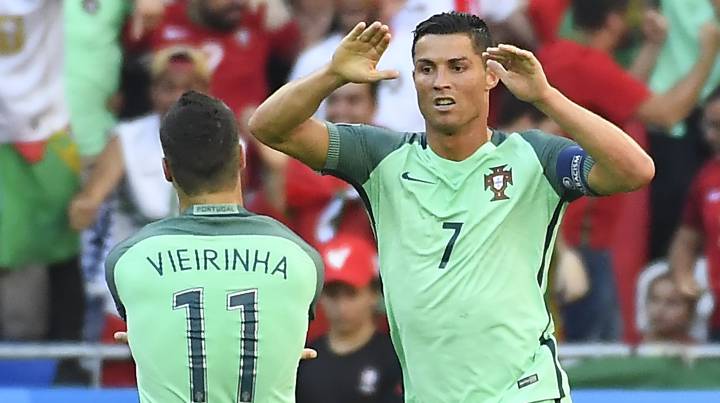 Cristiano la rompe y clasifica a Portugal como tercera
