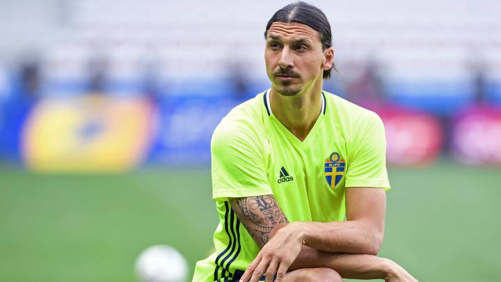 Mirror: Ancelotti quiere birlar a Zlatan Ibrahimovic a Mourinho