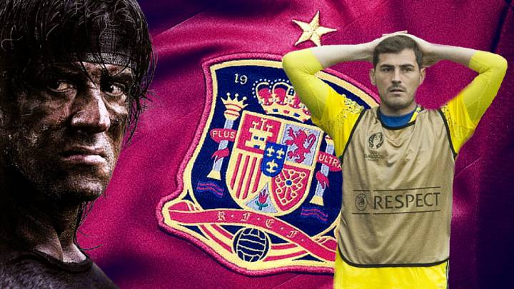 Iker Casillas en el partido ante Italia en el banquilla