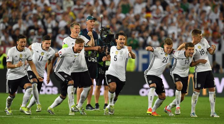Alemania elimina a Italia en penaltis y se instala en semis