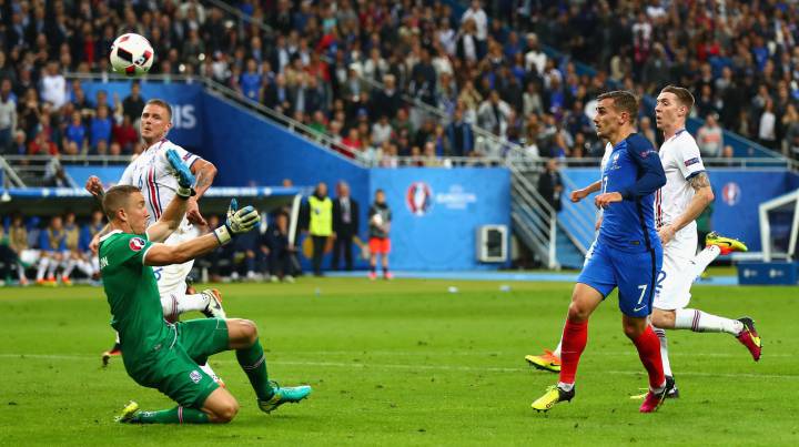 Griezmann marcó el gol 100 de la Euro y ya es máximo goleador