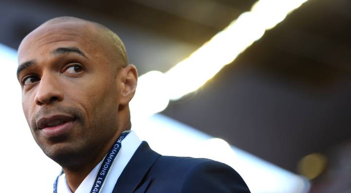 Henry dice que Wenger prefiere al Arsenal sobre Inglaterra