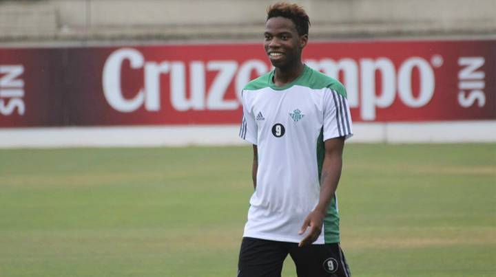 Charly Musonda: "Queremos llegar a la Europa League"