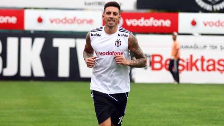 Sosa deja el Besiktas tras los últimos atentados de Estambul