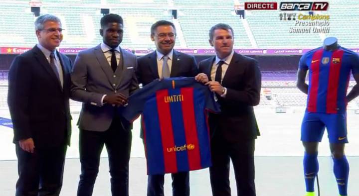 Samuel Umtiti, presentado:
"Ya estoy aprendiendo catalán"