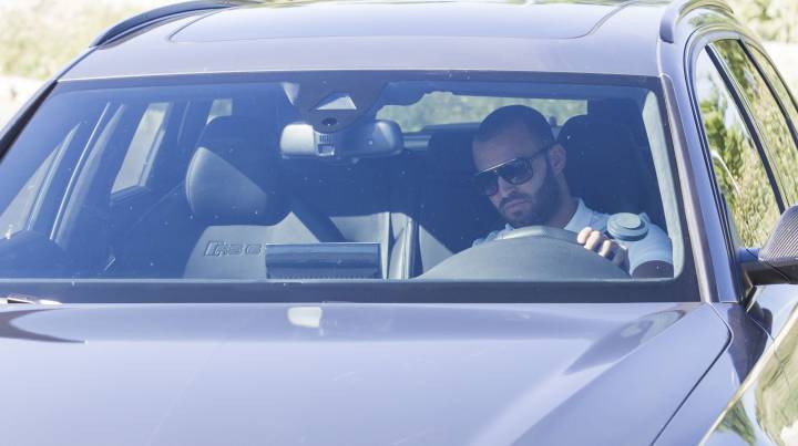 Asensio deal leaves exit doors open for Nacho and Jesé