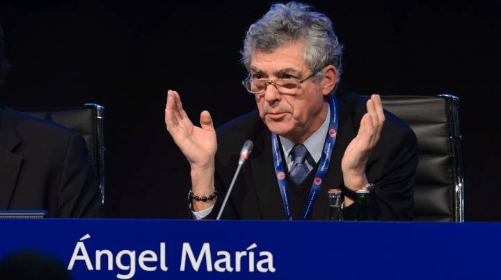 Official: Villar confirms he will run for UEFA presidency